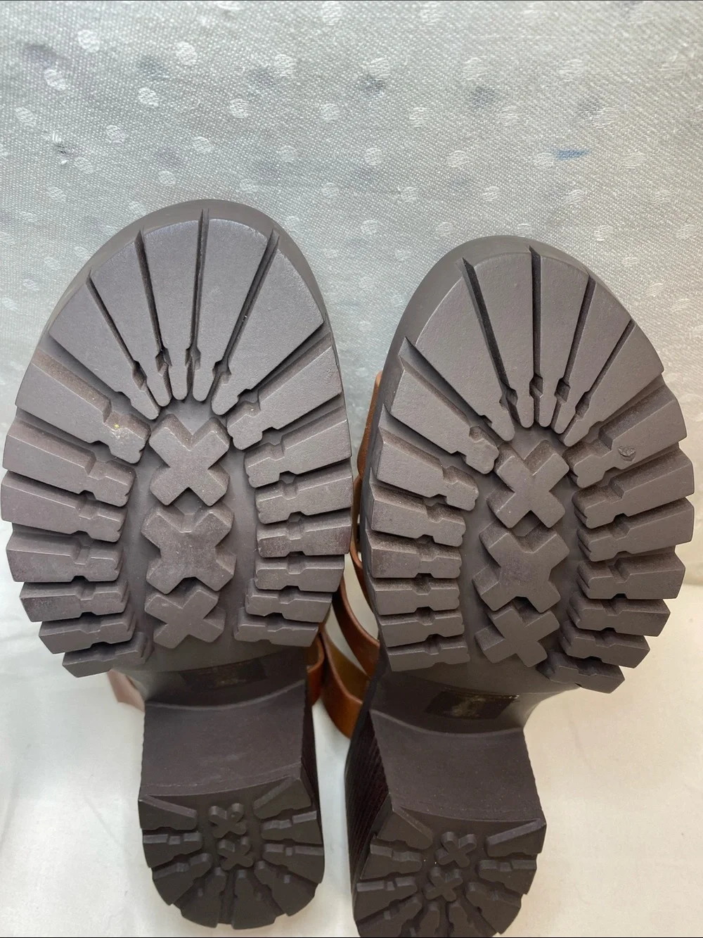 Soda Shoes EMI Women’s Brown Lug Sole Chunky Platform Heel Sandals 9.5